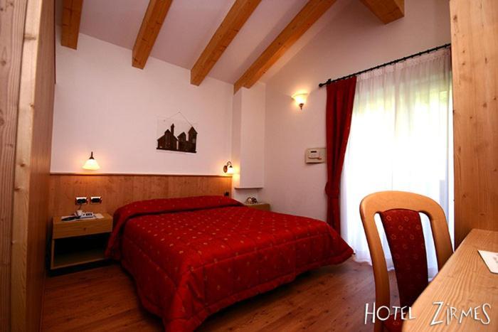 Hotel Zirmes Moena Extérieur photo