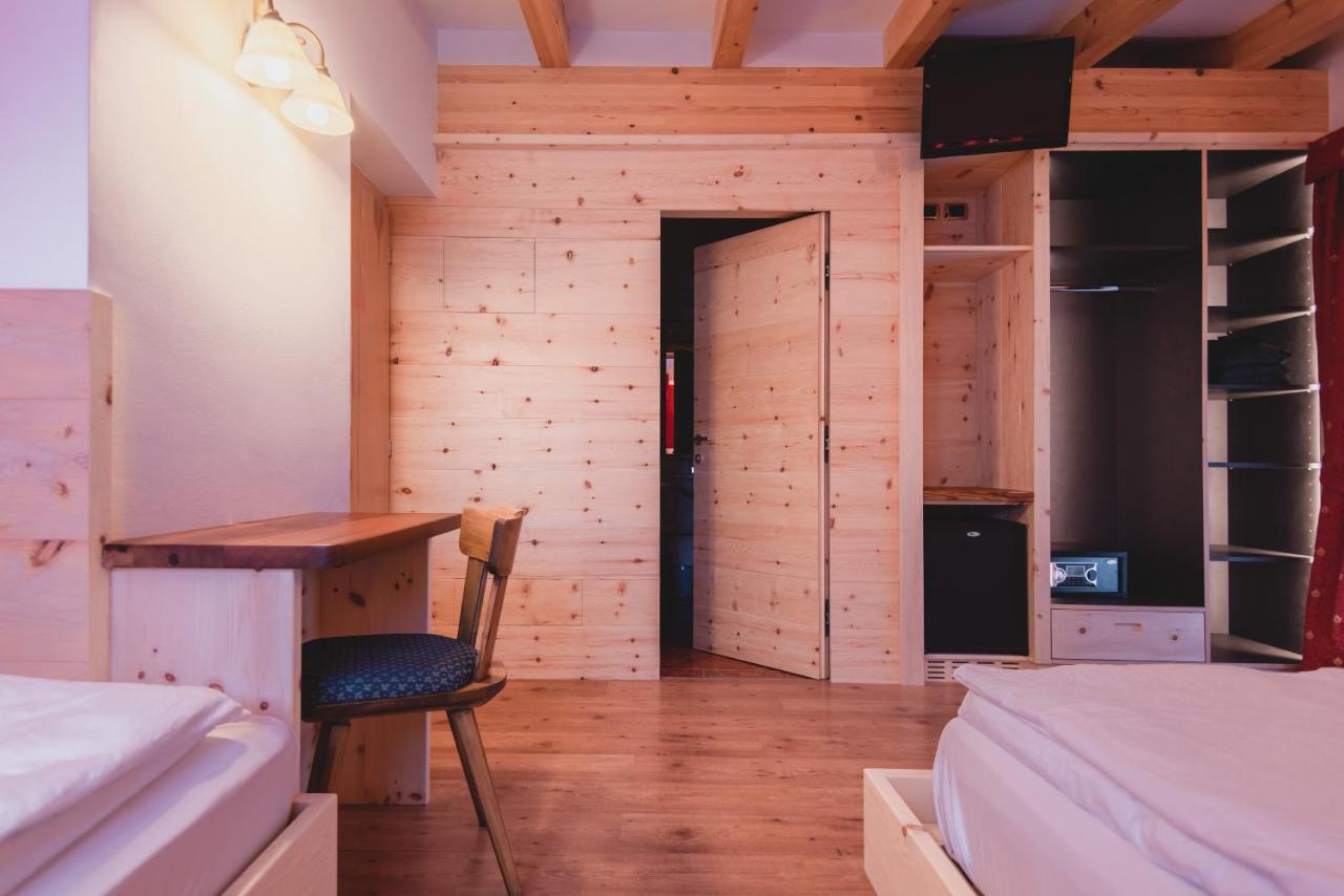 Hotel Zirmes Moena Extérieur photo