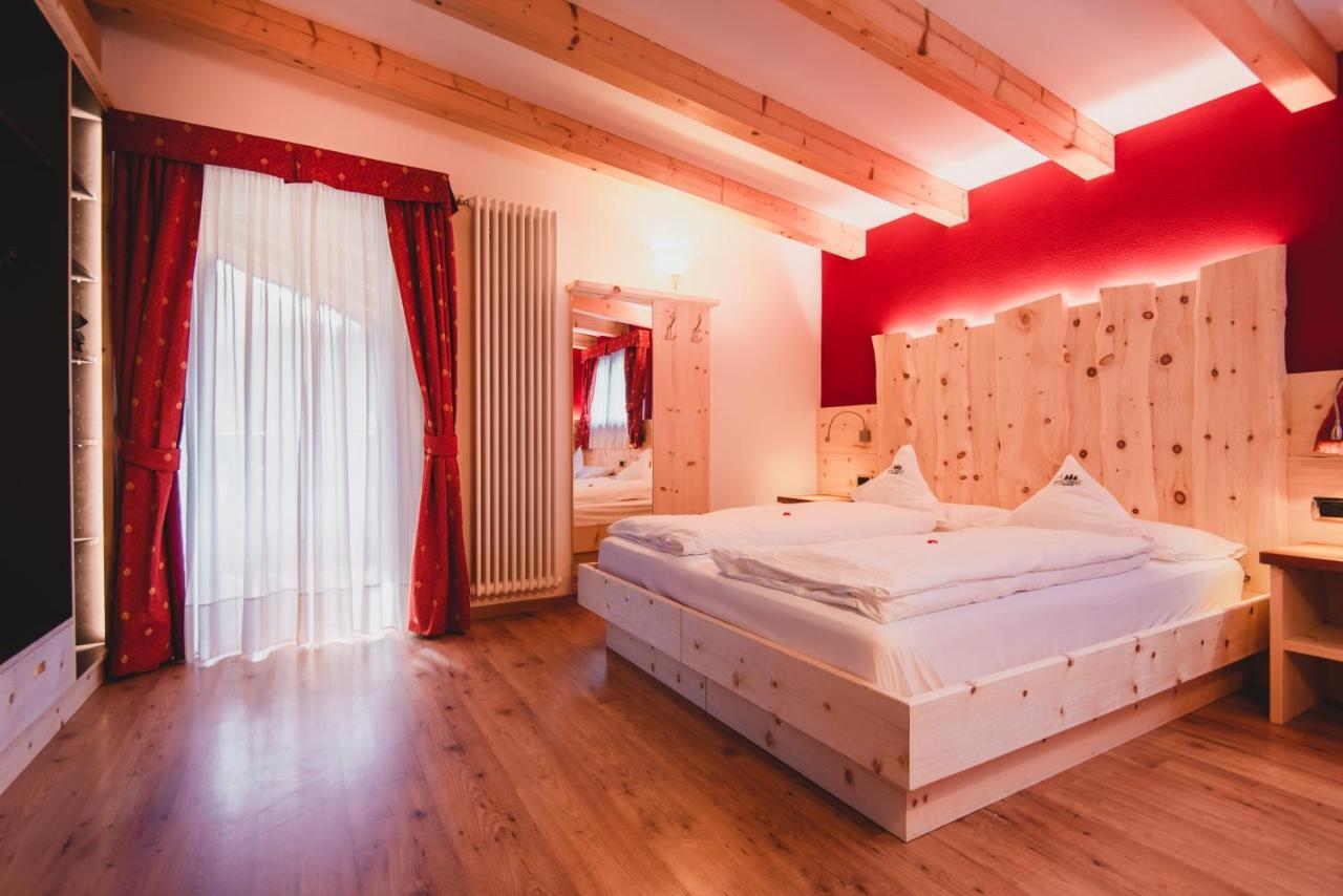 Hotel Zirmes Moena Extérieur photo